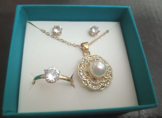 Crystal Simulated Button Pearl Pendant With Gold Tone Chain And Stud Earrings And Rings Set